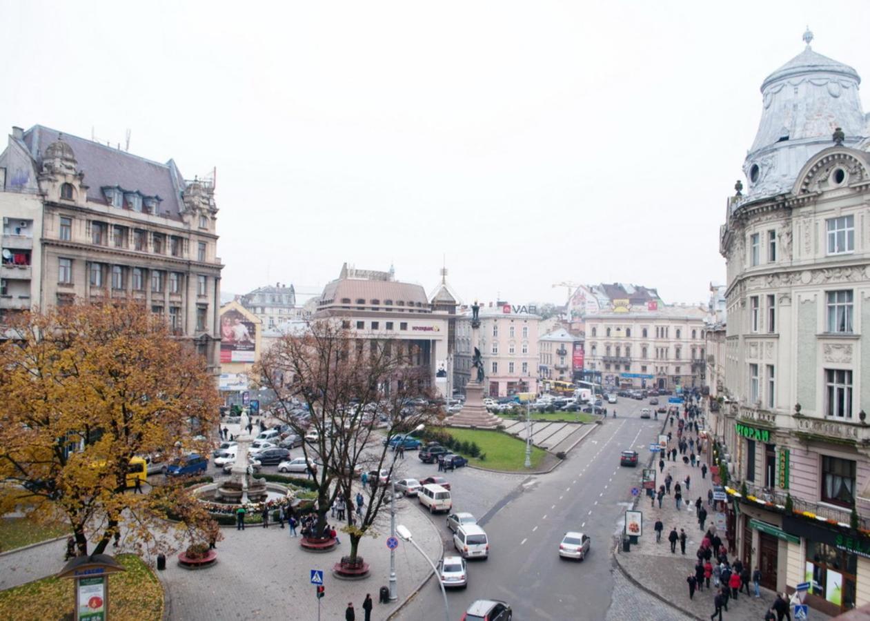 Apartment On Lychakivska 6-A Lviv Buitenkant foto